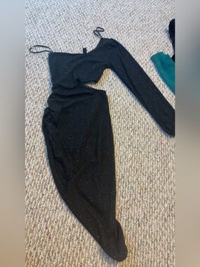 Black One-Shoulder Sparkle Dress
